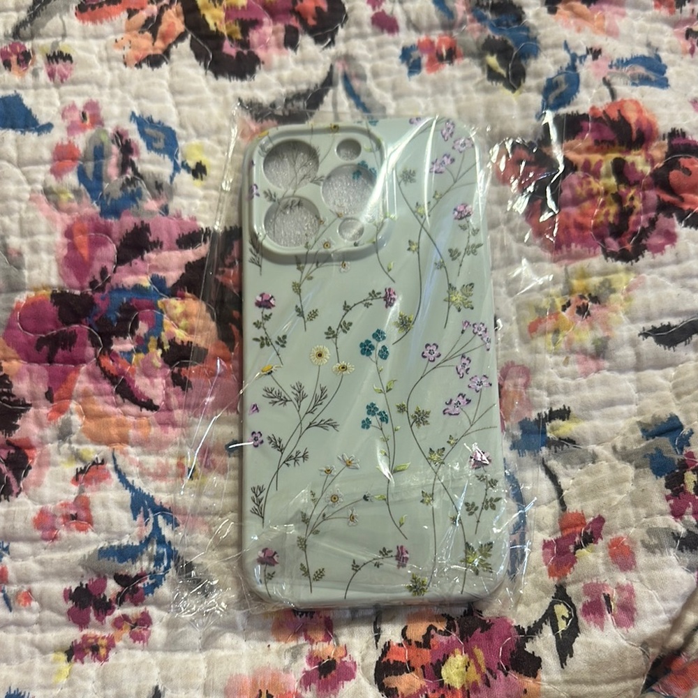 Green Botanical iPhone Case with Floral Design